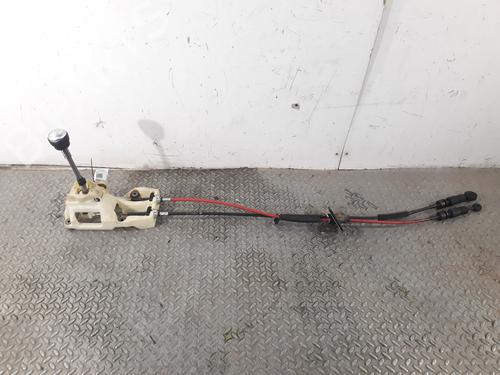 Used Gear lever KIA SPORTAGE II (JE_, KM_) 2.0 CRDi (140 hp) 8215755