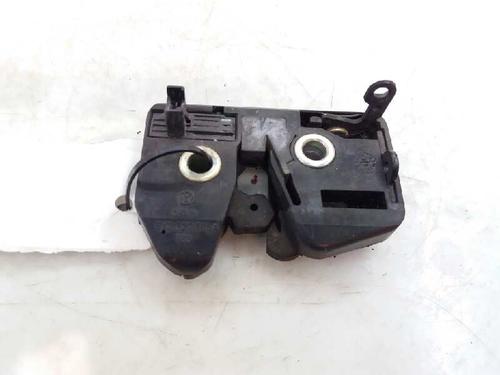 Tailgate lock VW POLO (6N2)  | BP3152650C101 