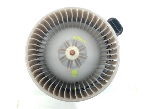 Used Heater blower motor TOYOTA AVENSIS Saloon (_T27_) 2.0 D-4D (ADT270_, ADT270R) (124 hp) 31949750