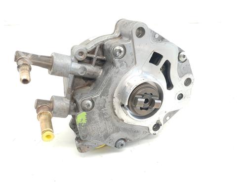 Used Vacuum pump LAND ROVER DISCOVERY IV (L319) 3.0 SDV6 4x4 (256 hp) 26979039