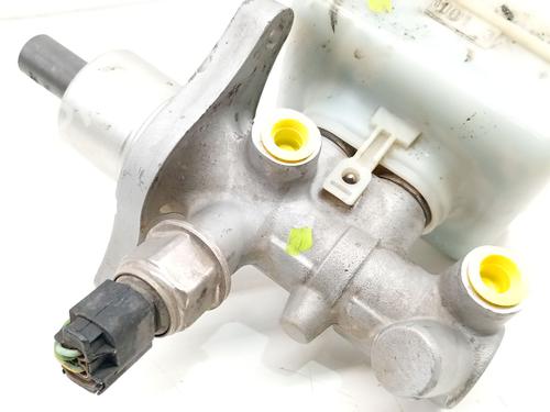 Brake master cylinder SEAT LEON (1M1) 1.9 TDI | BP38704222M77 - Image 2