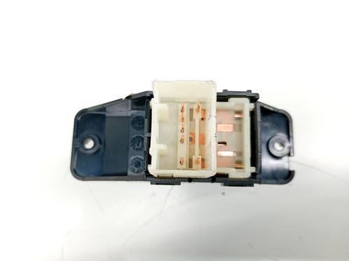 Left rear window switch KIA STONIC (YB) 1.0 T-GDi Eco-Dynamics+ | BP38179258I29 - Image 4