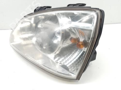 Left headlight KIA CARENS II MPV (FJ)  | BP20699357C28 