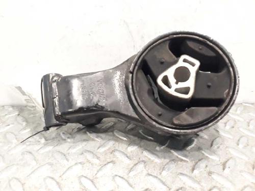 Used Engine mount CHEVROLET ORLANDO (J309) [2010-2025]  10276620