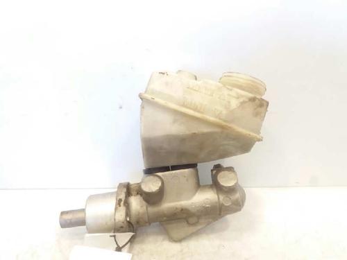 Used Brake master cylinder RENAULT CLIO II (BB_, CB_) 1.5 dCi (B/CB08) (82 hp) 4894991
