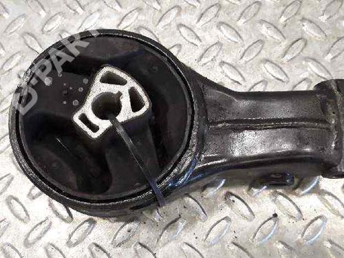 Used Engine mount Engine mount OPEL ASTRA J (P10) 1.7 CDTI (68) (131 hp) 10276490 10276490