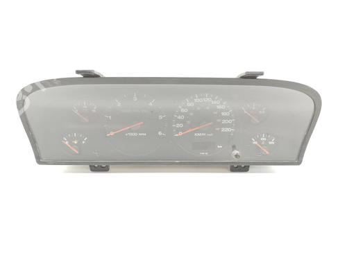 Used Instrument cluster JEEP GRAND CHEROKEE II (WJ, WG) [1998-2005]  19111820