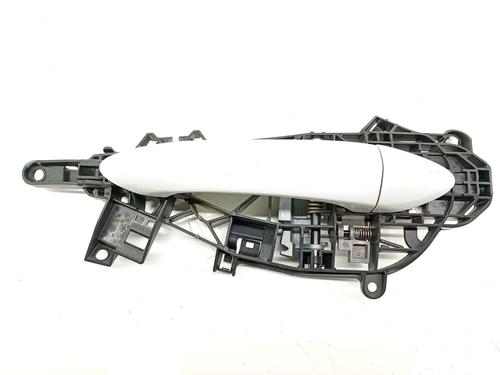 rear-left-exterior-door-handle-opel-astra-k-b16-2015-2016-2017-2018-2019-2020-2021-2022-36165022 main image