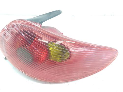 Høyre baklys PEUGEOT 206 Hatchback (2A/C) 1.4 i | BP29210680C35 