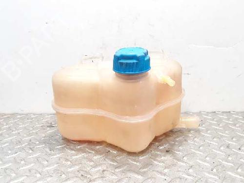 Used Expansion tank FIAT GRANDE PUNTO (199_) 1.3 D Multijet (199.AXD11, 199.AXD1A, 199.AXD1B,... (90 hp) 5951261
