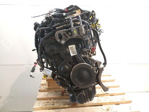 Engine VOLVO V40 Hatchback (525) D2 | BP37442937M1 - Image 4