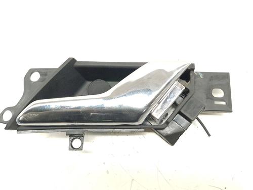 Used Front right interior door handle Front right interior door handle OPEL ANTARA A (L07) 2.2 CDTi 4x4 (163 hp) 33621648 33621648