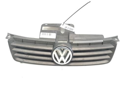 Used Grille VW POLO (9N_, 9A_) 1.4 TDI (75 hp) 19407652