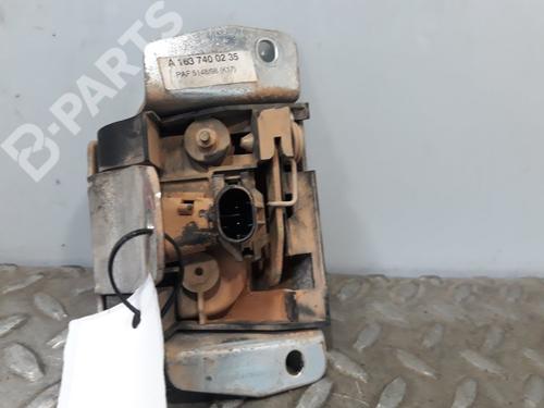Used Tailgate lock Tailgate lock MERCEDES-BENZ M-CLASS (W163) ML 55 AMG (163.174) (347 hp) 10080455 10080455