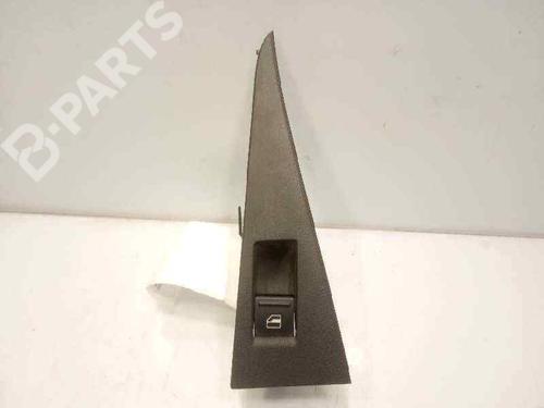 Used Right rear window switch Right rear window switch SEAT LEON (1P1) 1.9 TDI (105 hp) 4739224 4739224