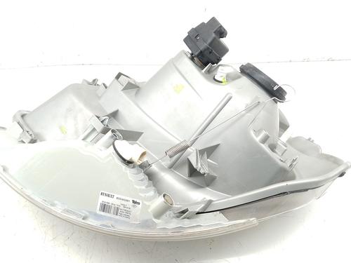 Right headlight NISSAN PRIMASTAR Van (X83)  | BP29808231C29 