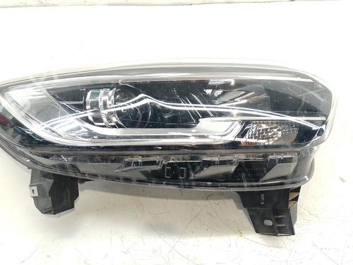 Phare droit RENAULT KADJAR (HA_, HL_) 1.6 dCi 130 (HLA4) (130 hp) 25742907