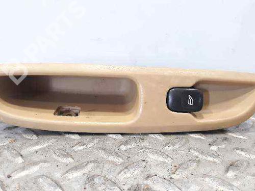 Used Right rear window switch Right rear window switch VOLVO S60 I (384) 2.4 D (163 hp) 6048742 6048742