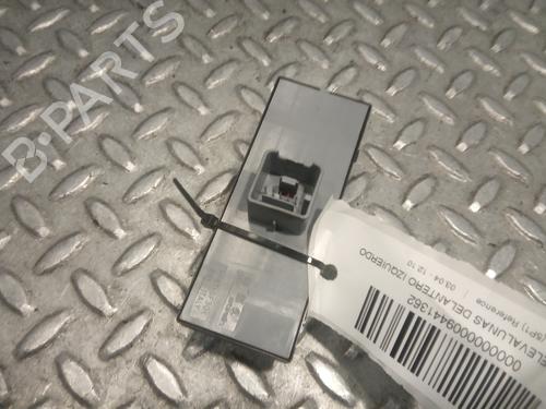 Used Left front window switch SEAT ALTEA (5P1) [2004-2015]  8297762