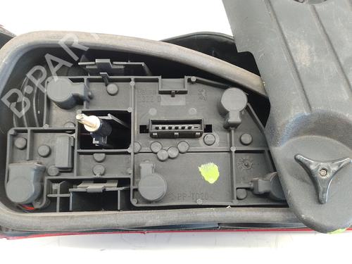 Right taillight PEUGEOT 306 Hatchback (7A, 7C, N3, N5)  | BP3057939C35 