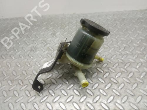 Used Power steering reservoir TOYOTA AVENSIS Saloon (_T25_) [2003-2008]  14236850