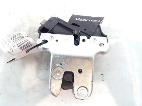 Bagklap lås VW JETTA III (1K2) [2004-2013]  3207571