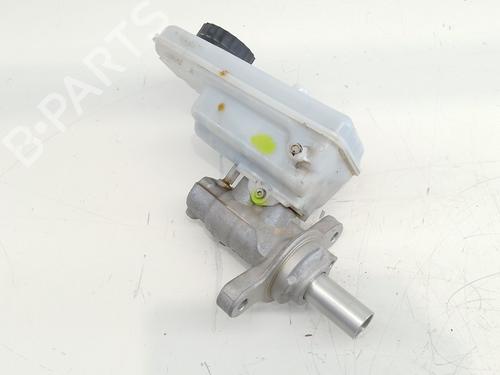 Used Brake master cylinder RENAULT KANGOO Express (FW0/1_) 1.5 dCi 90 (FW0G, FW05, FW08, FW11) (90 hp) 26325252