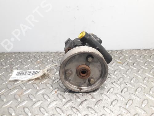 Used Steering pump RENAULT LAGUNA I (B56_, 556_) 2.0 (B56C/H/N) (113 hp) 3078763