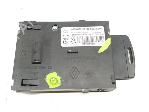 Used Card reader RENAULT MEGANE III Hatchback (BZ0/1_, B3_) 2.0 dCi (BZ0L) (160 hp) 31987632