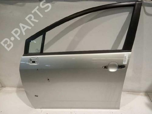 Used Left front door TOYOTA COROLLA Verso (ZER_, ZZE12_, R1_) 2.2 D-4D (AUR10_, AUR10R) (136 hp) 4705209