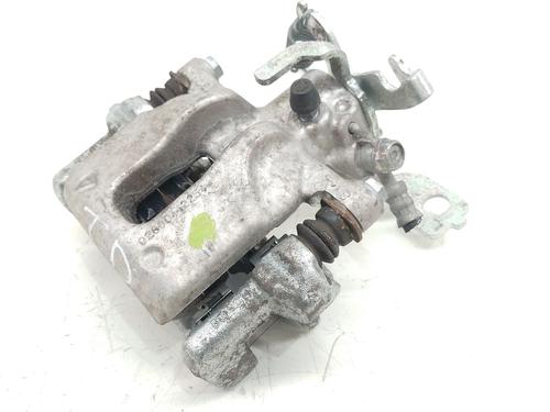 right-rear-brake-caliper-toyota-auris-estate-_e18_-2013-2014-2015-2016-2017-2018-34006547 main image