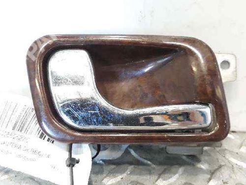 front-right-interior-door-handle-mitsubishi-pajero-ii-v3_w-v2_w-v4_w-v5_w-28-td-v46w-v26w-1990-1991-1992-1993-1994-1995-1996-1997-1998-1999-2000-2001-5840120 main image