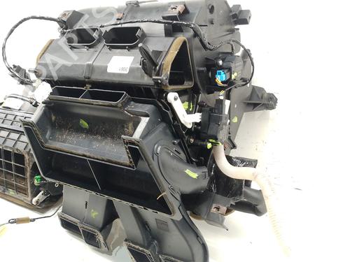 Heater matrix box LAND ROVER RANGE ROVER SPORT I (L320) 2.7 D 4x4 | BP32170313M61 