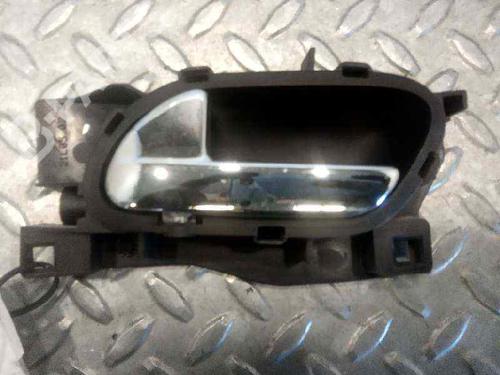 Used Rear left interior door handle Rear left interior door handle PEUGEOT 407 (6D_) 1.6 HDi 110 (6D9HZC, 6D9HYC) (109 hp) 5681526 5681526