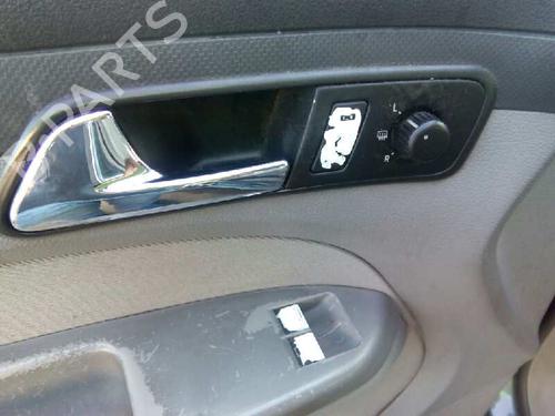Mass air flow sensor VW CADDY III Box Body/MPV (2KA, 2KH, 2CA, 2CH) 1.9 TDI | BP3076449M95 