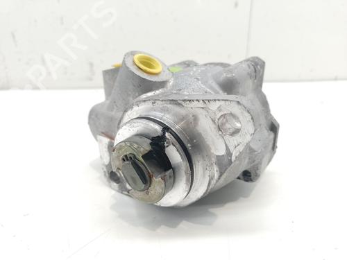 Used Steering pump RENAULT MASTER II Bus (JD) [1997-2010]  24105376