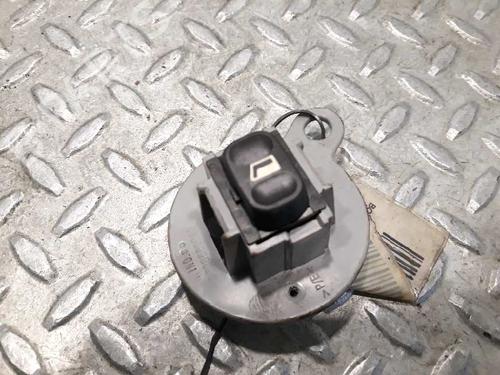 Used Right rear window switch CITROËN XSARA PICASSO (N68) 1.6 HDi (90 hp) 3045431