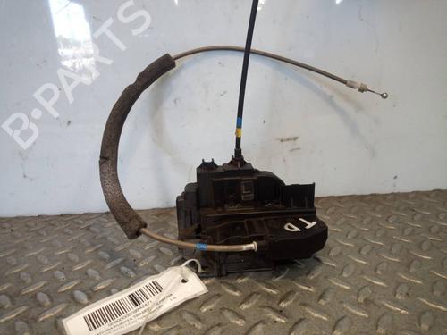 Høyre bak lås NISSAN NOTE (E11, NE11) [2005-2013]  13501238