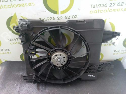 Used Radiator fan RENAULT MEGANE II Estate (KM0/1_) [2003-2012]  3072387