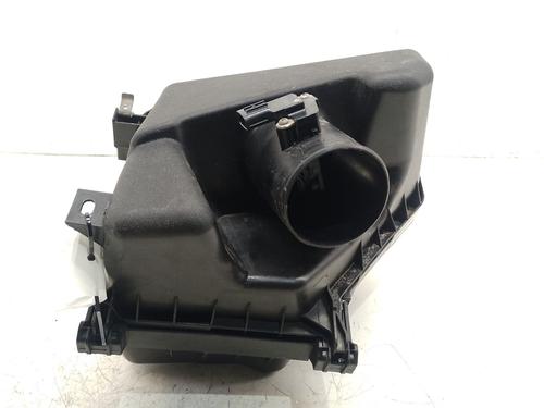 Used Air filter box TOYOTA AVENSIS Saloon (_T27_) 2.0 D-4D (ADT270_, ADT270R) (124 hp) 31943472