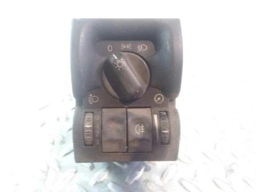 Used Headlight switch OPEL VECTRA B (J96) 2.0 DTI 16V (F19) (101 hp) 14226611