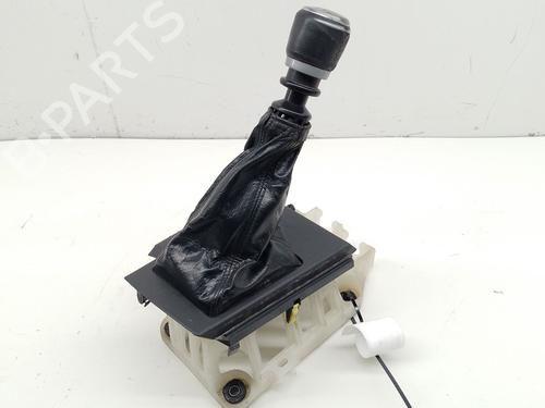 Used Gear lever TOYOTA RAV 4 III (_A3_) 2.2 D 4WD (ALA30_, ALA30R) (136 hp) 29305840