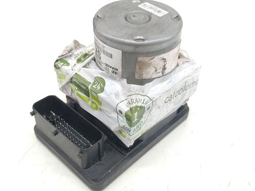 Used ABS pump ABS pump HYUNDAI ix35 (LM, EL, ELH) 1.7 CRDi (116 hp) 33887798 33887798