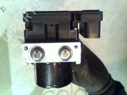 Used ABS pump FORD FOCUS II (DA_, HCP, DP) 1.8 TDCi (115 hp) 3082642
