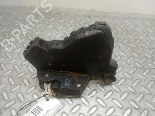 Used Front left lock TOYOTA AVENSIS Saloon (_T25_) [2003-2008]  10546785
