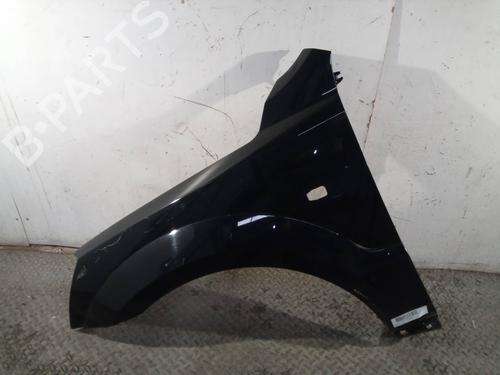 Used Left front fenders KIA SORENTO I (JC) [2002-2011]  11687737