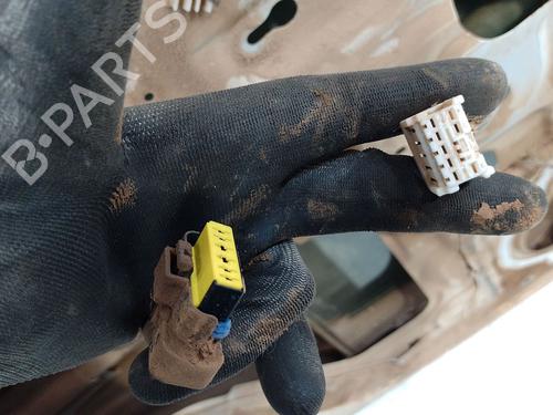 Left rear door NISSAN NAVARA NP300 (D40) 2.5 dCi 4WD | BP29944902C4 