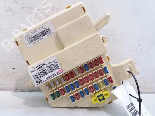 Fuse box KIA CARENS III MPV (UN)  | BP3358210E1 