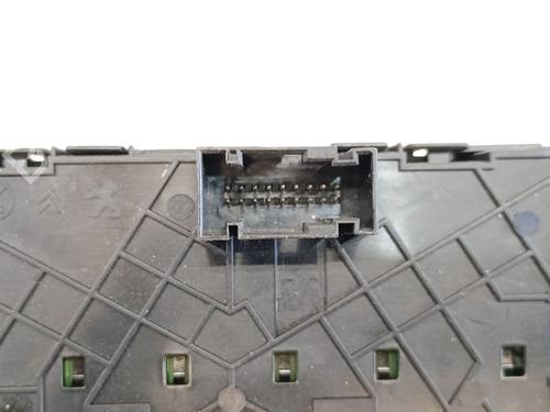 Switch CITROËN DS5 2.0 HDi 165 Hybrid4 4x4 | BP37611057I30 - Image 4