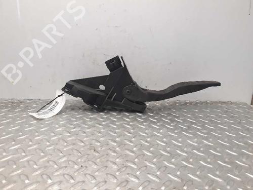Used Pedal JAGUAR X-TYPE I (X400) 2.0 D (130 hp) 5587297